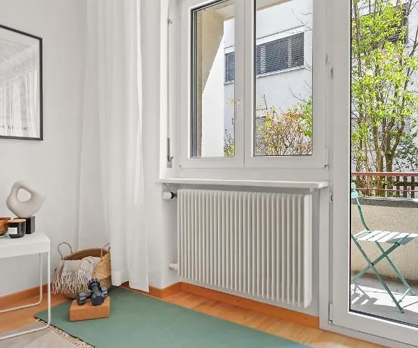 Close To & Balcony 1 Bdr Wollishofen Self Check In * Curych