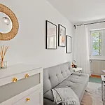 Close To & Balcony 1 Bdr Wollishofen Self Check In *