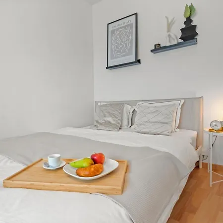 Close To & Balcony 1 Bdr Wollishofen Self Check In * Ζυρίχη